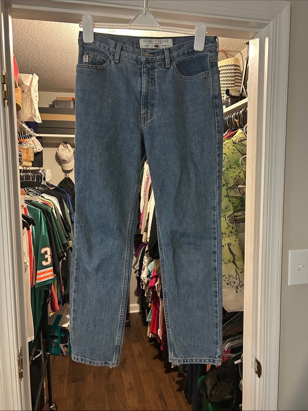 Retro Vintage Guess Classic Fit Denim Jeans in Medium Blue